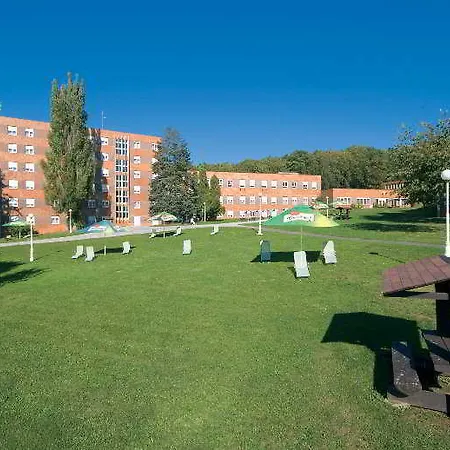 Отель Agricola Sport & Wellness Centre Марианске-Лазне